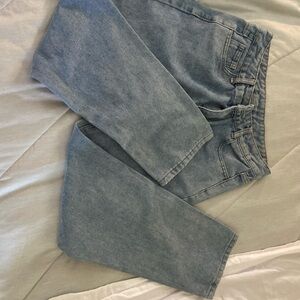 SHEIN. Size 11/12Y. Basically New.